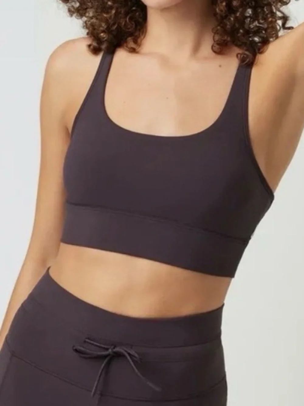 Vuori Yosemite Longline Sports Bra Strappy Back Sangria Purple Small VW1192